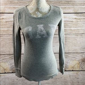 Women’s Gap Long Sleeve Top